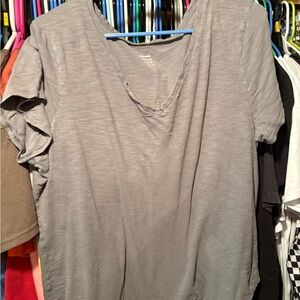 Old Navy Gray Short Sleeve V-Neck Tee
